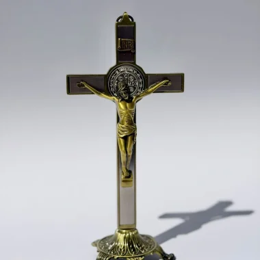 cross-387376